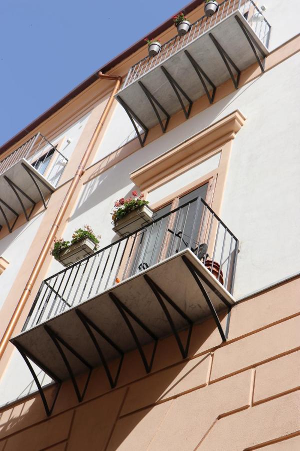 Meloluxuryhouse Villa Palermo Buitenkant foto